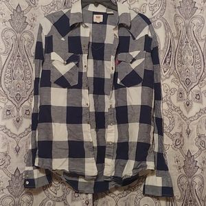 Levi's woman's button up size medium